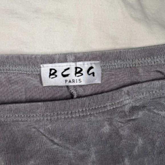 BCBG Paris Skirt - Picture 3 of 4